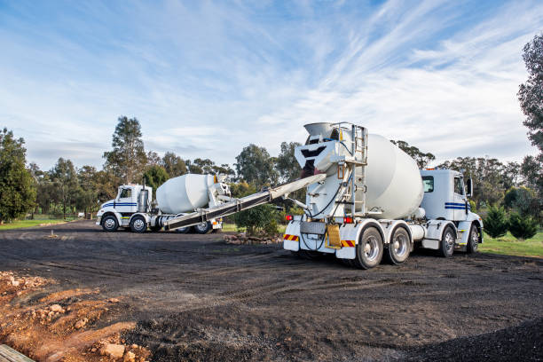 Best Concrete Retaining Walls in Claude, TX